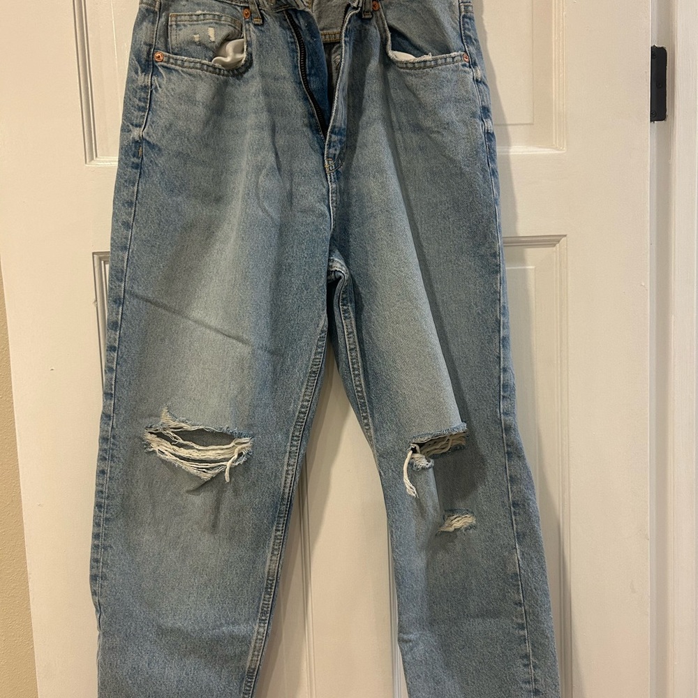 Zara Light Wash Distressed Men’s Jeans - Casual Relaxed Fit
